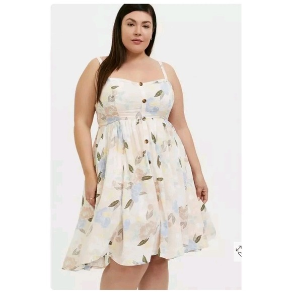 torrid Dresses & Skirts - Torrid Sz 4(26/28)Light Pink Floral Print Challis Button Hi-Lo Dress Cottagecore